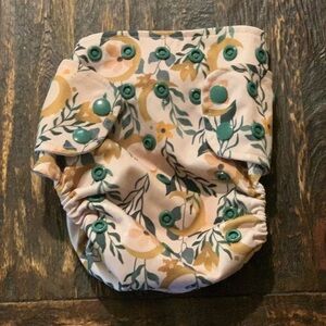Like New! 16 Beautiful Cloth Diapers by award winning Lighthouse Kids Company